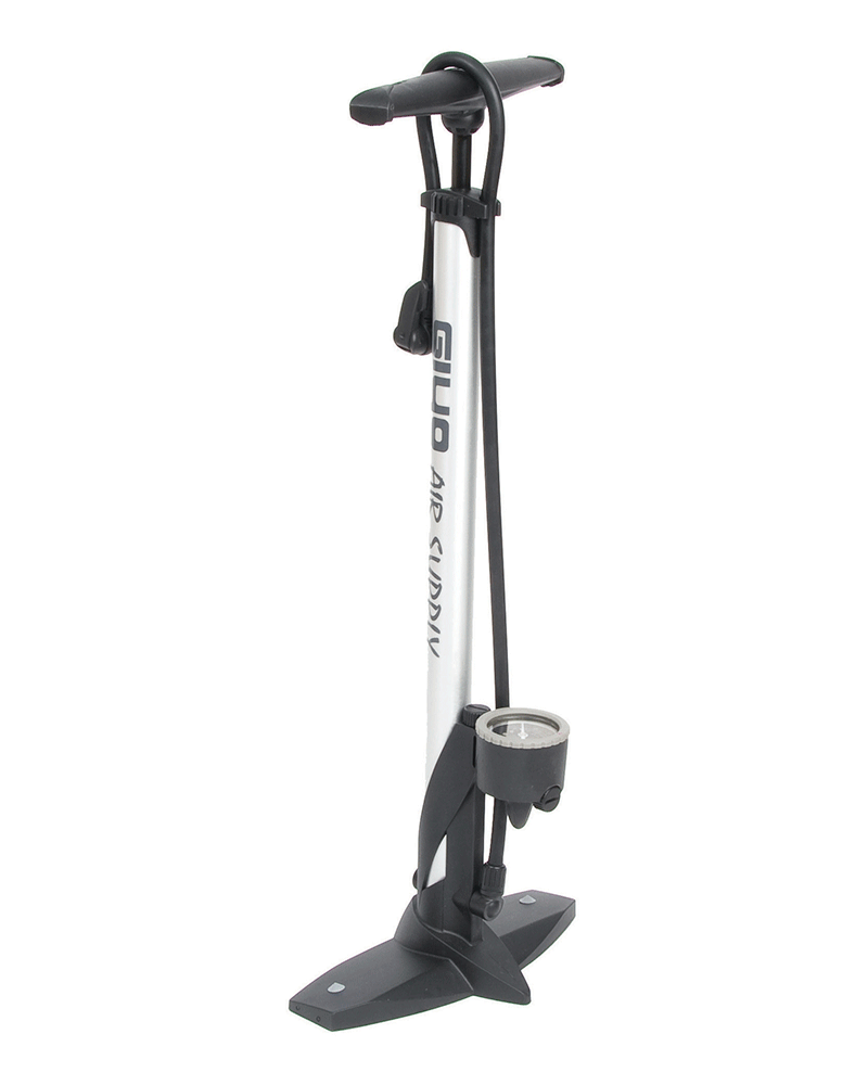 Foot pump with manometer