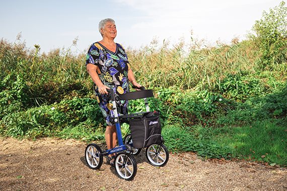 Guide til at vælge den rigtige rollator
